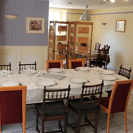 Et Table D'hotes Le Barret 3* Beauzac